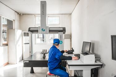 China Jinhuan Auto Parts Manufacturing Co., Ltd fábrica